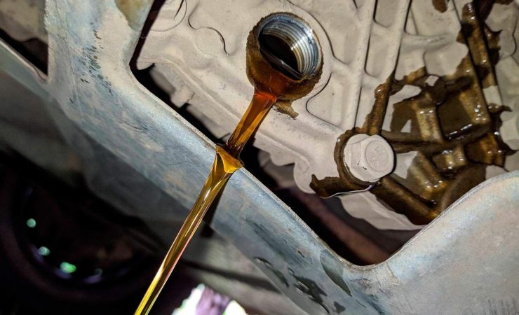 стекает масло из АКПП